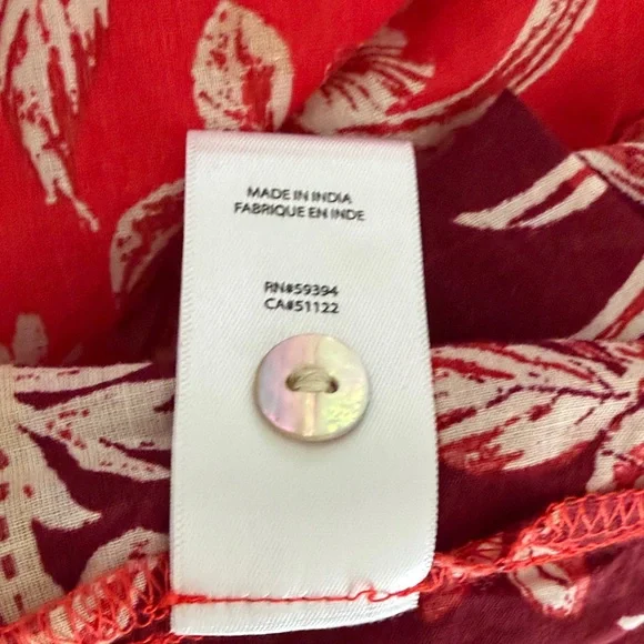 beachlunchlounge Red Floral Sleeveless Tunic with Printed Hem - Picture 5 of 5